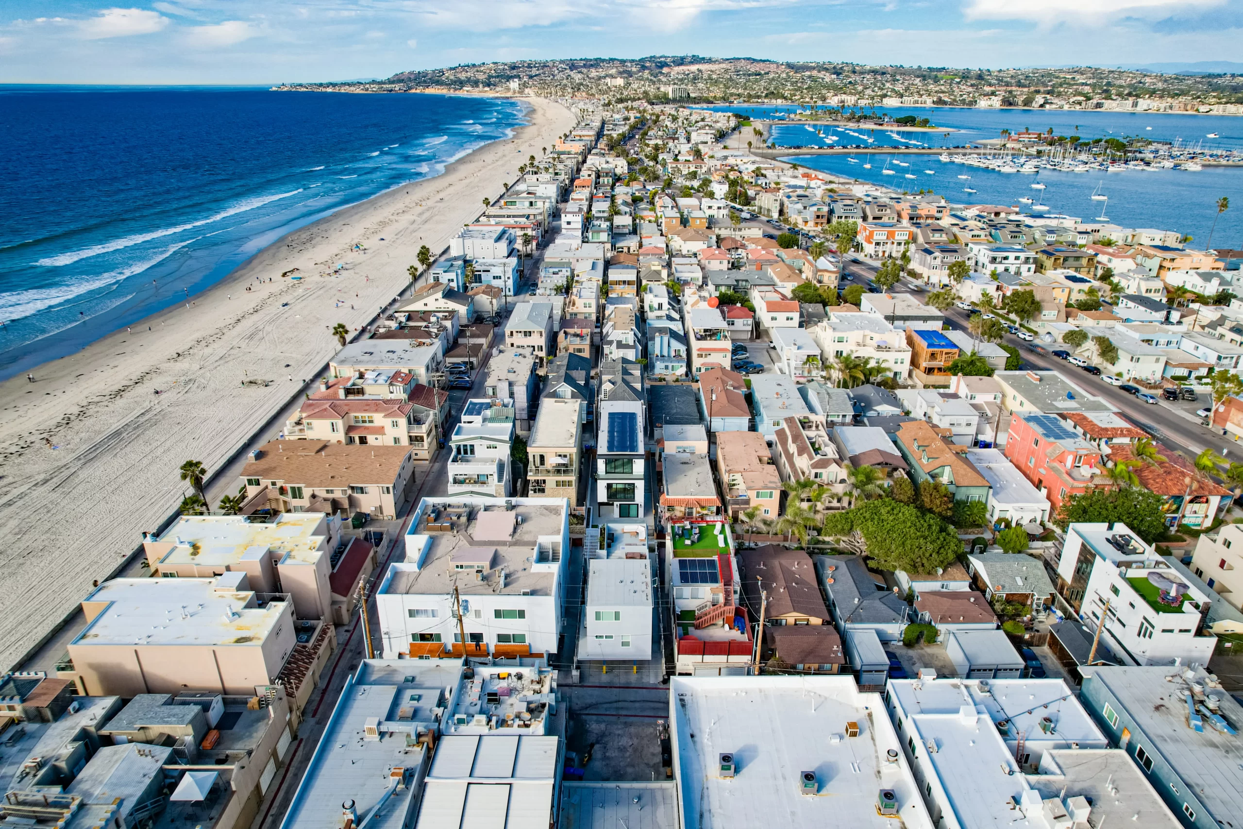 Pacific Beach boardwalk vacation rental San Diego